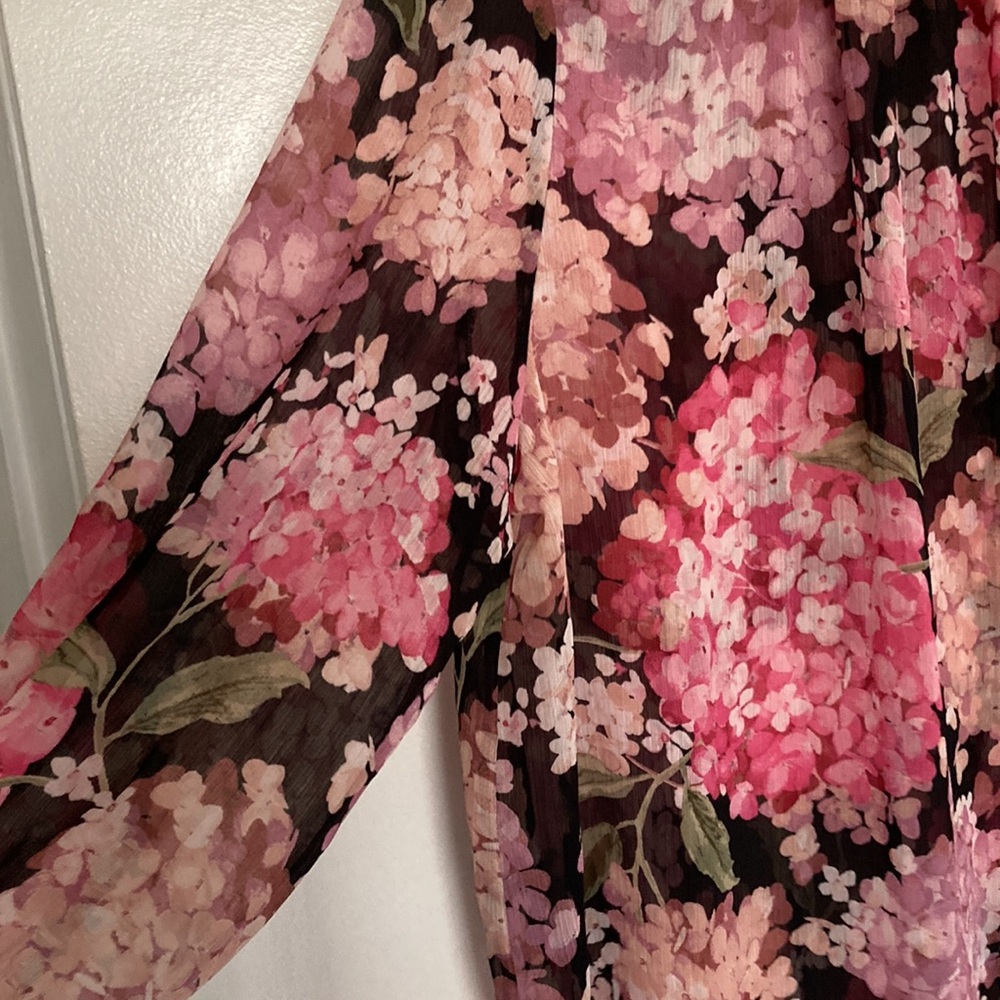 🟧🟧 H&M Women’s Sheer Floral Tie Back Top (size L) - Picture 3 of 9